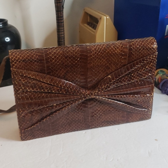 Handbags - 🤯3/$12 Brown Bow Shoulder Bag